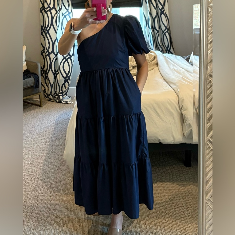 Women’s large one shoulder dress-like new
